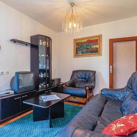 Gorgeous In With Kitchenette Apartament Mundanije